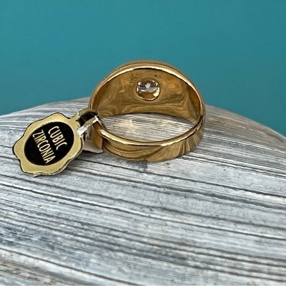 14k Gold Electroplated Square Cubic Zirconia Cocktail Statement Ring Size 9 - Picture 3 of 6